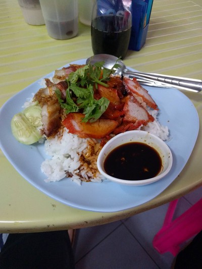 ข้าวหมูแดง