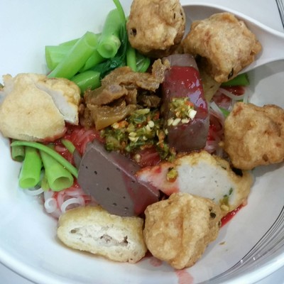 เมนูของร้าน ก๋วยเตี๋ยวนายอ้วนเย็นตาโฟบะเต็งเสาชิงช้า Central Embrassy(Eat Thai)