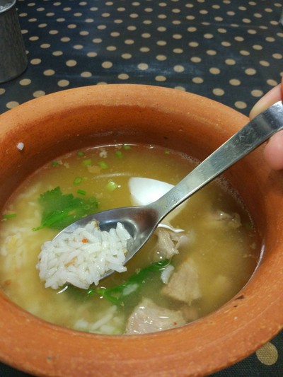 ข้าวต้มกระดูกอ่อน