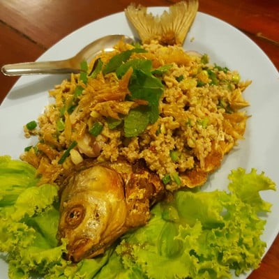 ลาบปลาตะเพียน 150 บาท