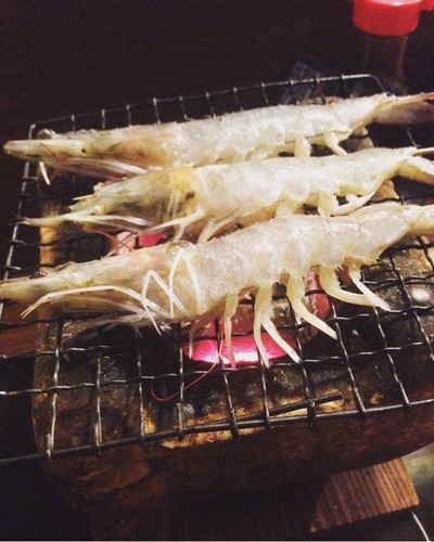 กุ้งย่างเกลือเสียบไม้