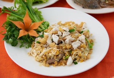 กระเพาะปลาผัดแห้ง