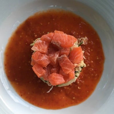 พล่าแซลม่อน