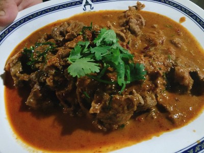 เนื้อผัดพริกแกง