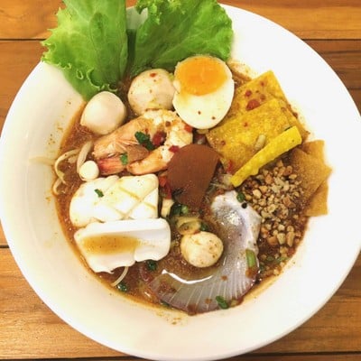 ก๋วยเตี๋ยวต้มยำกั้งซี้ด ภูเก็ต สามกอง