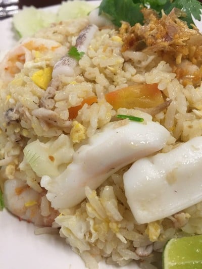 ข้าวผัดทะเล