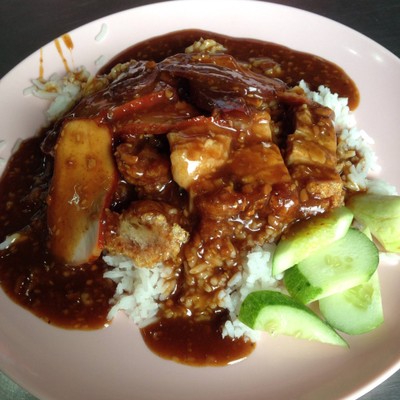 ข้าวหมูแดง+หมูกรอบ