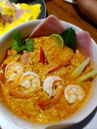 อาหาร หรือ เครื่องดื่ม