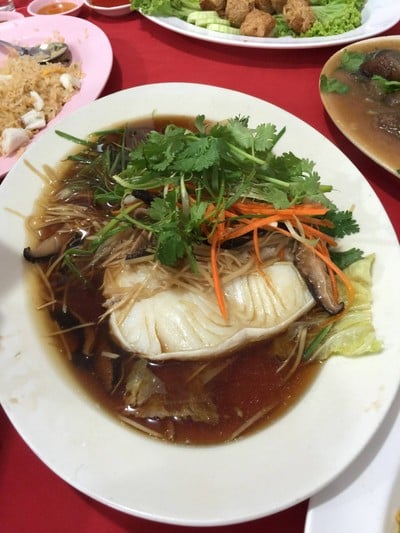 อาหาร หรือ เครื่องดื่ม