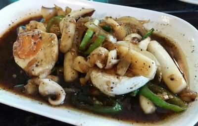ปลาหมึกผัดไข่เค็ม