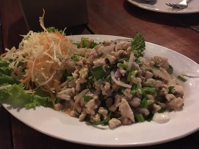 ลาบไก่เด็กๆ