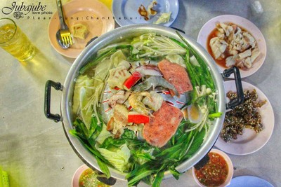 อาหาร หรือ เครื่องดื่ม