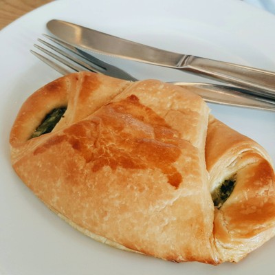 ครัวซองผักโขม