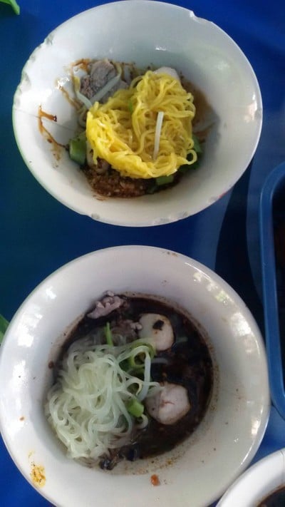 ก๋วยเตี๋ยวเรือชามเล็ก สูตรโบราณ สาขา 1 ทางเข้าวัดศาลาลอย