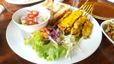 เมนูของร้าน ครัวผักหวานบ้าน ไร่นฤบดินทร์ สาขา 1 แสงชูโต