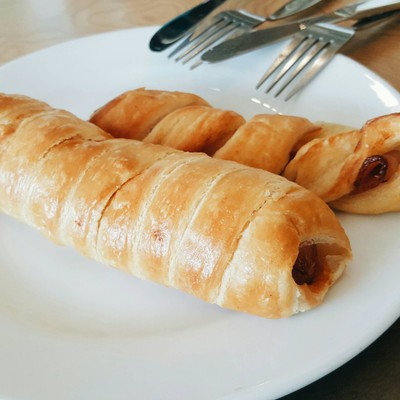 Sausage Roll & Becon Twist