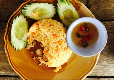 ข้าวผัดปู