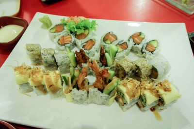 ข้าวห่อปูนิ่ม / Dragon Roll