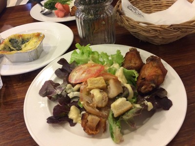 อาหาร หรือ เครื่องดื่ม