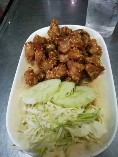 อาหาร หรือ เครื่องดื่ม