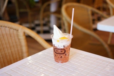 เมนูของร้าน Freeze Frozen Yogurt