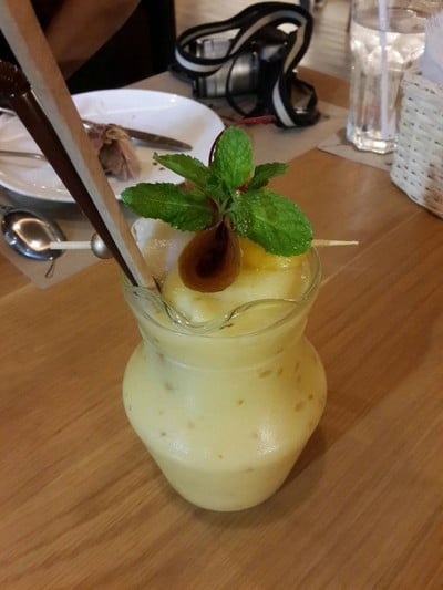 Mango & Lychee Smoothie