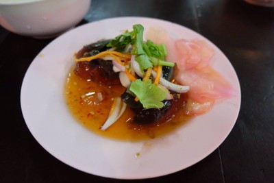 ยำไข่เยี่ยวม้า