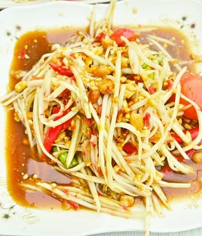 เมนูของร้าน น้องเพลงตำระเบิด