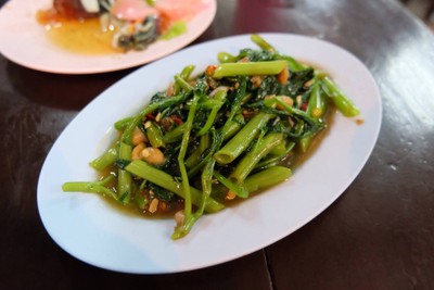 ผัดผักบุ้งไฟแดง(ไม่มีข้าว)