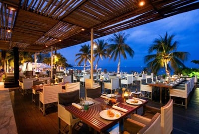 The Beach Club Restaurant พัทยา