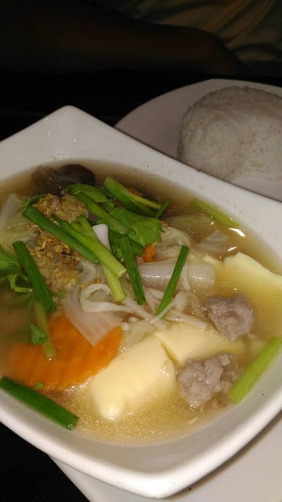 แกงจืดเต้าหู้หมูสับ