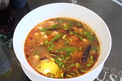 ต้มแซ่บเอ็นไก่