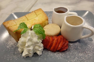 La Glace desserts & eatery (ลา กลาซ ดีเซิร์ท แอนด์ อีทเทอร์รี่) La Glace desserts & eatery (ลา กลาซ ดีเซิร์ท แอนด์ อีทเทอร์รี่)