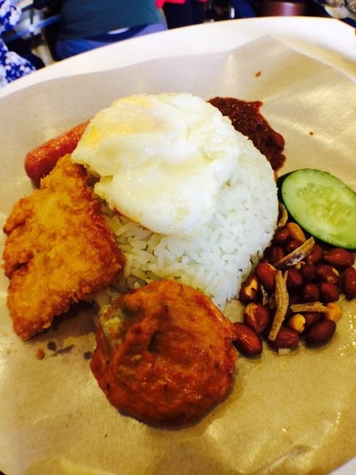 อาหาร หรือ เครื่องดื่ม