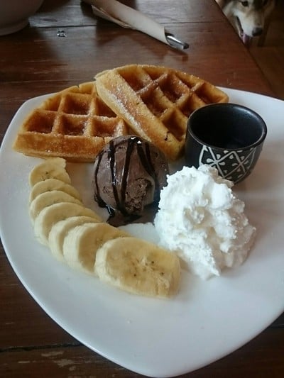 Inu Machi Cafe (อินุมาชิคาเฟ่) Inu Machi Cafe (อินุมาชิคาเฟ่)