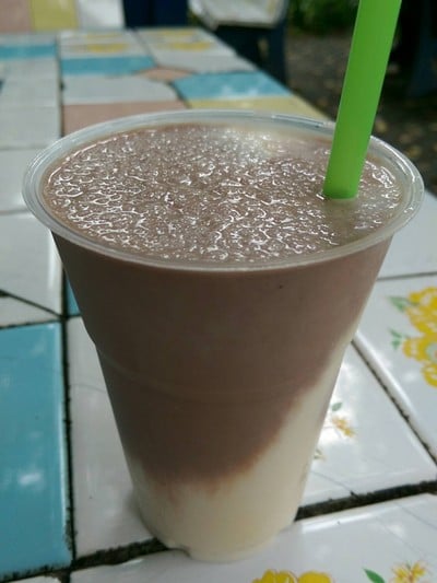 นมปั่นทูโทน