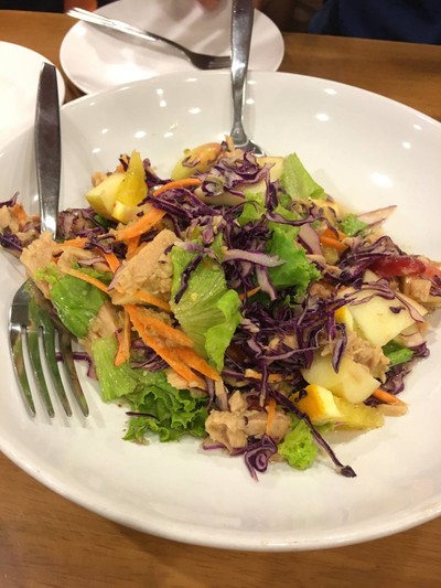 สลัดผลไม้ทูน่า