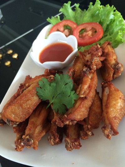 ปีกไก่ทอด