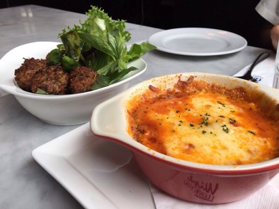 อาหาร หรือ เครื่องดื่ม