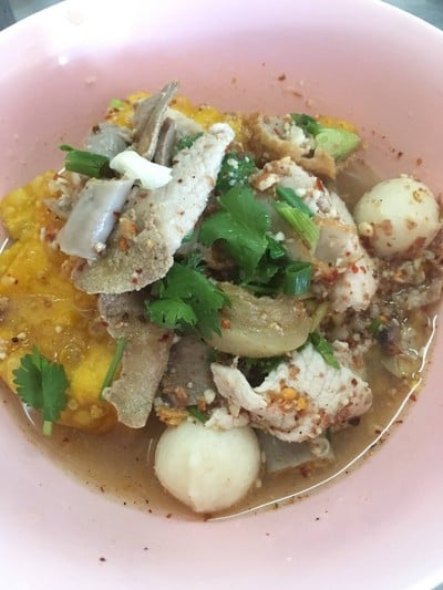 กิมท้อ นครปฐม ก๋วยเตี๋ยวต้มยำ