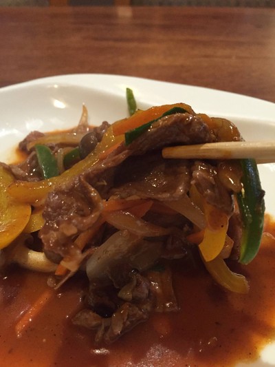 เนื้อผัดซอสเกาหลี