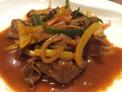 เนื้อผัดซอสเกาหลี