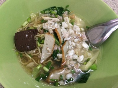 บะหมี่เกี๊ยวปู