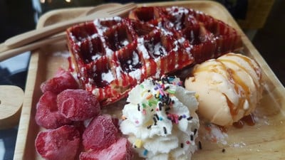 Waffle Strawberry