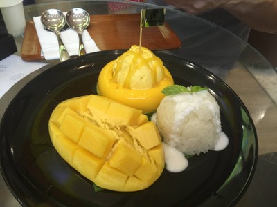 เมนูของร้าน Yenly Yours เซ็นทรัลเวิลด์