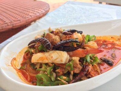 ยำถั่วพลู