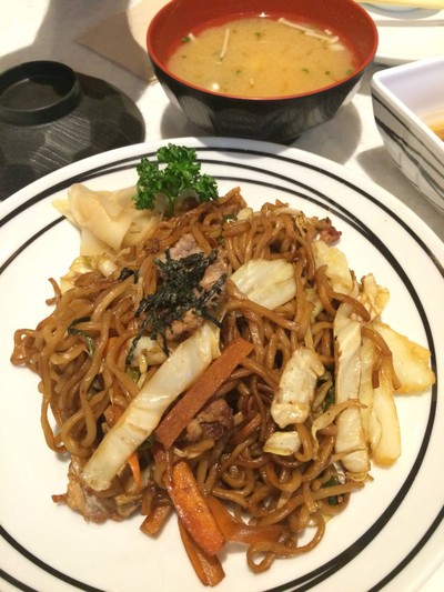 โซบะผัดหมู