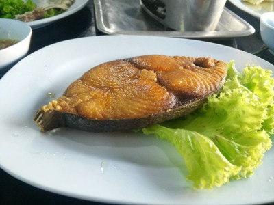 ปลาอินทรีทอดน้ำปลา