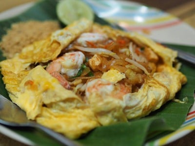 เมนูของร้าน ไผ่ Betong ผัดไทยใบตอง&หอยทอด (นางงาม)