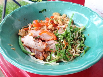 ผักโรยสวยงาม